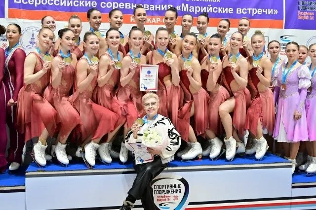 Йошкар-Олаште синхронный фигурный катаний дене Россий Кубокын II этпаше лийын
