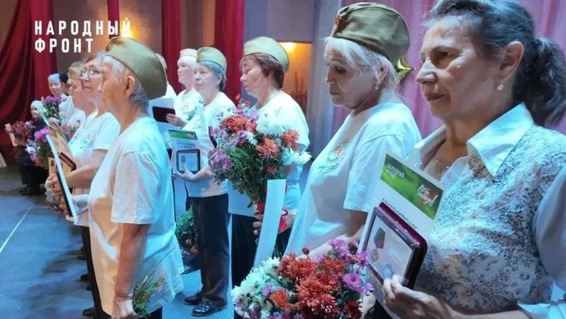 Медведево посёлкысо Знаменский тӱвыра пӧртыштӧ поро кумыл концерт эртаралтын